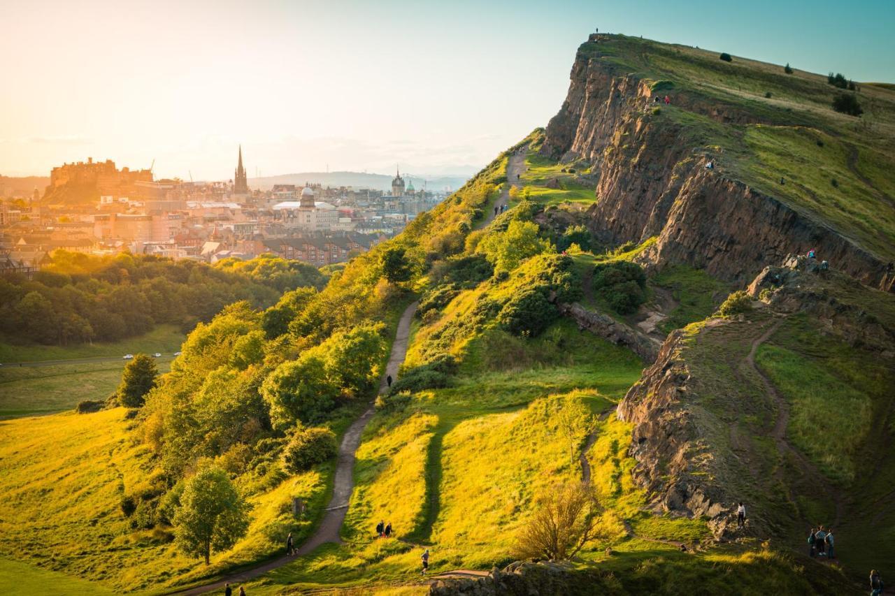 The Holyrood Park Apartment Единбург Екстериор снимка