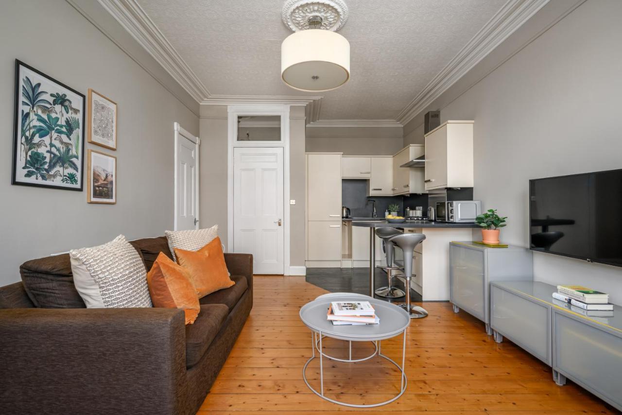 The Holyrood Park Apartment Единбург Екстериор снимка